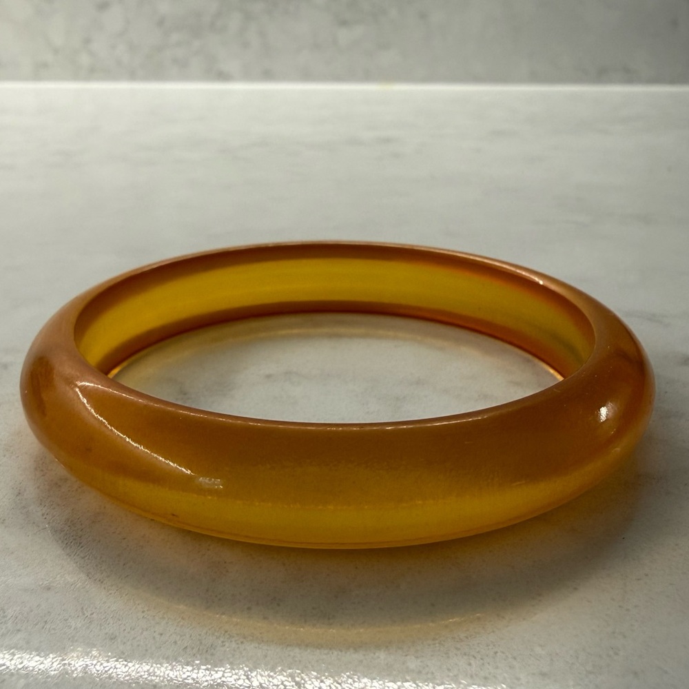 Vintage Apple Juice Translucent Bangle Bracelet